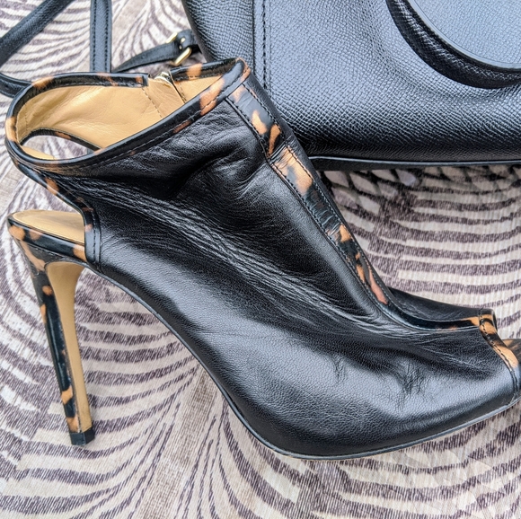 SOLD  Ann Taylor peep toes, black/tortoiseshell - Picture 9 of 13